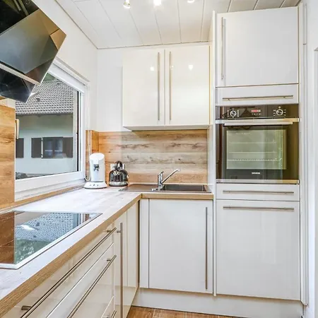 Holiday home 4 In