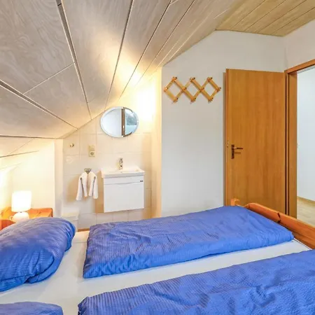 4 In Holiday home
