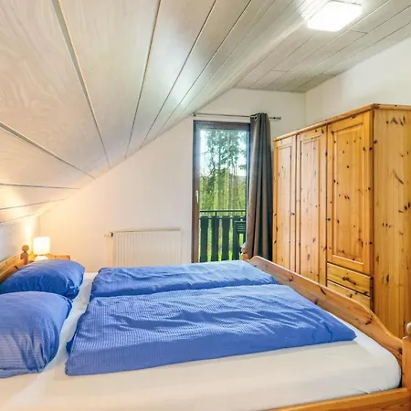 4 In * Kirchheim (Hessen)