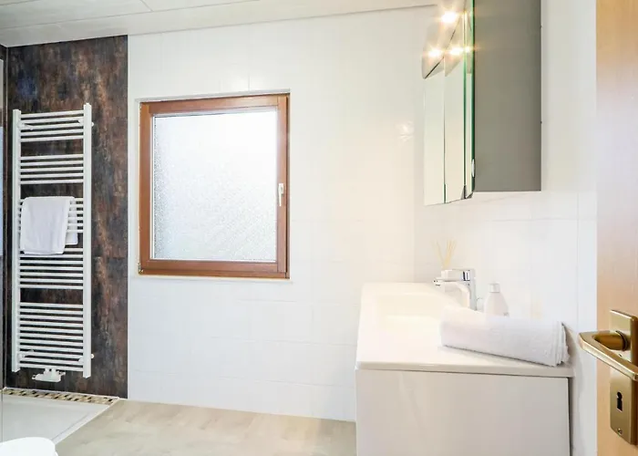 4 In * Kirchheim (Hessen)